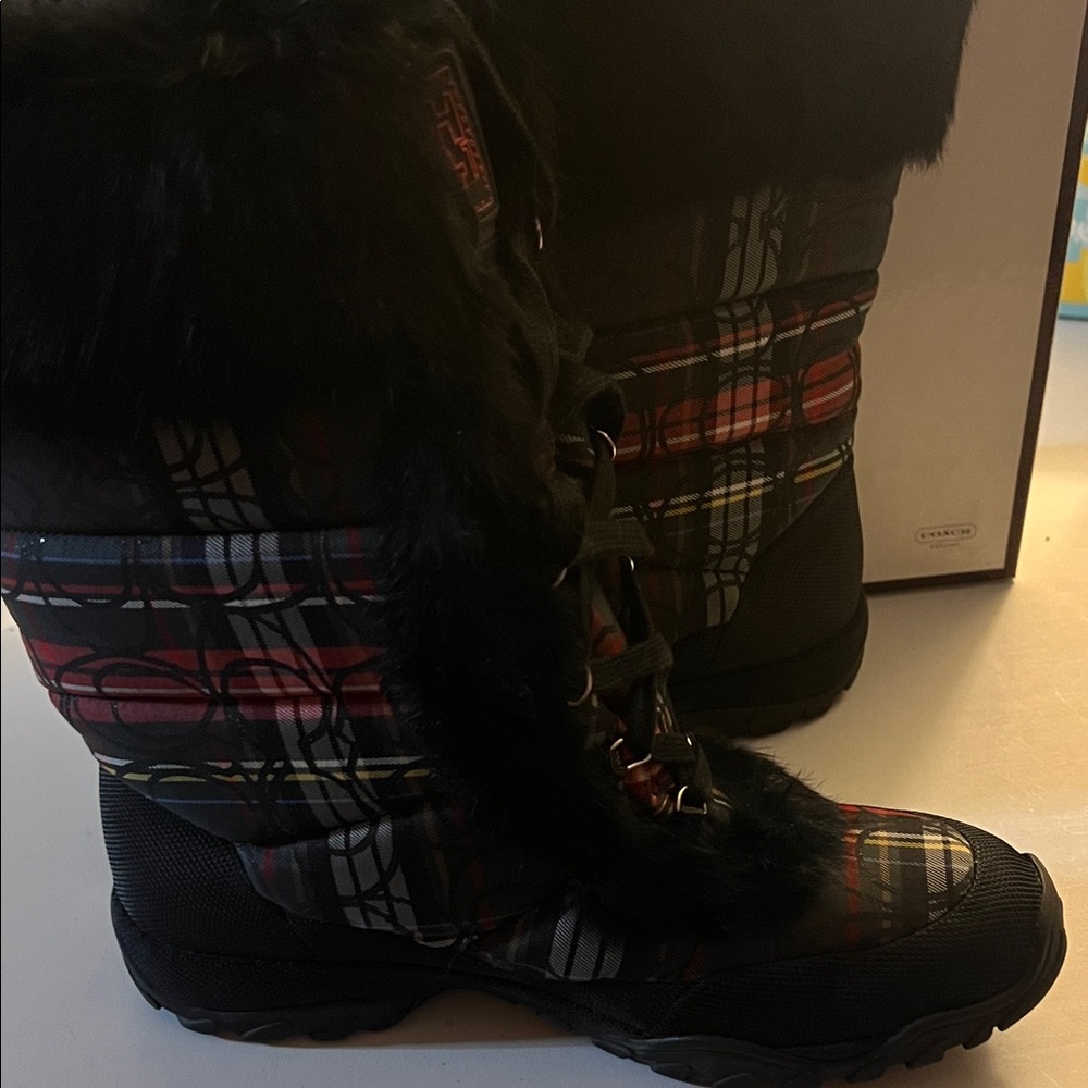 Coach sz9 Black and Red Plaid Winter Boots with mink fur